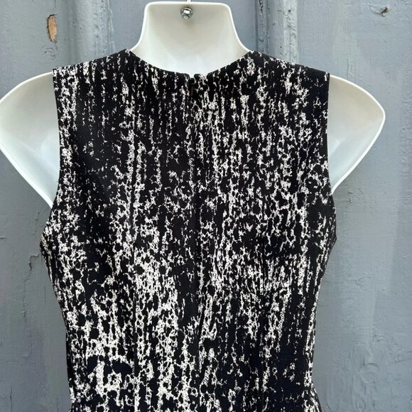 Sportmax Black & White abstract Sleeveless midi dress, BNWT, size  6 - Picture 7 of 12